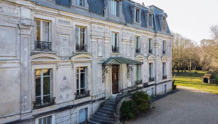 Palacio en venta Villevaudé, Isla de Francia,  Francia