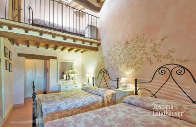 Finca en venta Asciano, Toscana:  RIF 2992 Schlafzimmer 2