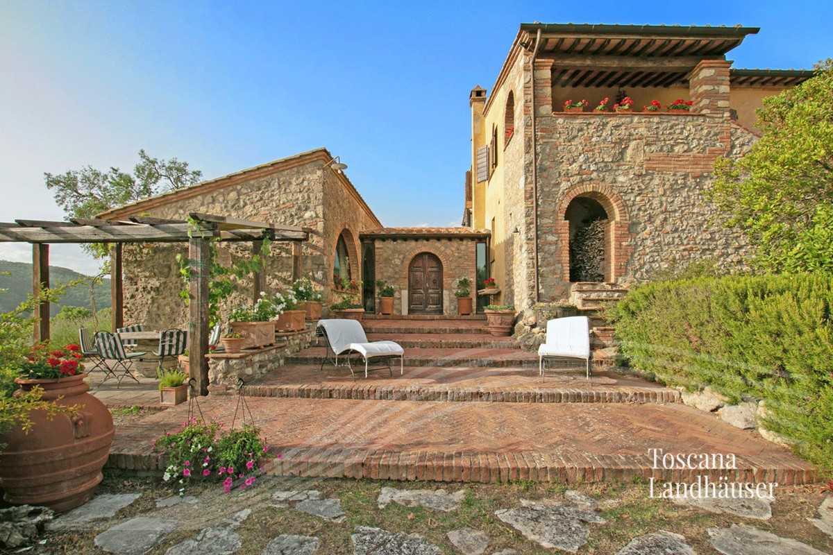 Fotos Exclusive private hillside property with view over Val d'Orcia