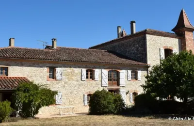 Casa señorial en venta Cuq-Toulza, Occitania:  Vista lateral