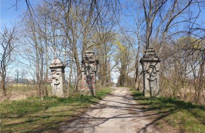 Parque histórico en venta Dębe Wielkie, Ruda, Voivodato de Mazovia:  Acceso