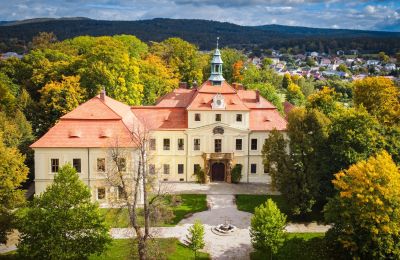 Palacio en venta Mirošov, Zámek Mirošov, Plzeňský kraj, Vista frontal