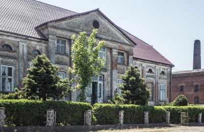 Palacio en venta Przybysław, Voivodato de Pomerania Occidental, Vista frontal