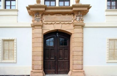 Palacio en venta Hlavní město Praha, Entrada