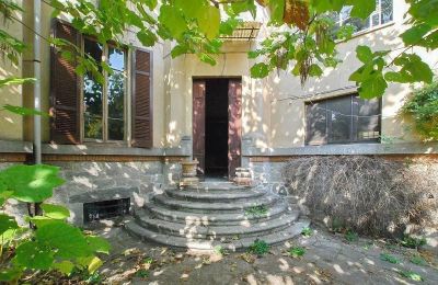 Villa histórica en venta Golasecca, Lombardía:  Entrada