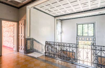 Villa histórica en venta 28040 Lesa, Piamonte:  Pasillo
