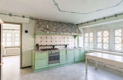 Villa histórica en venta 28040 Lesa, Piamonte:  Cocina