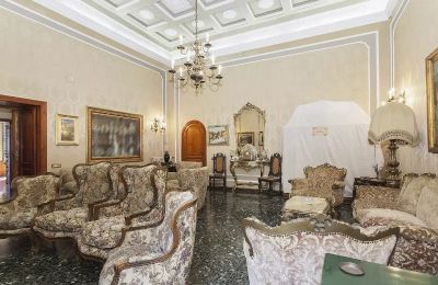 Palacio en venta Oria, Apulia, Imagen 2/18