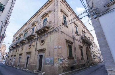 Palacio en venta Manduria, Apulia:  Vista exterior