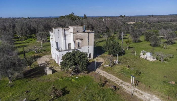 Casa de campo en venta Oria, Apulia,  Italia