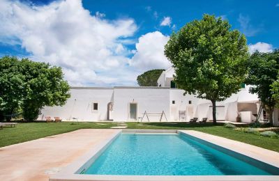Casa de campo en venta Martina Franca, Apulia:  Piscina