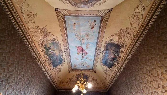 Palacio urbano en venta Manduria, Apulia,  Italia