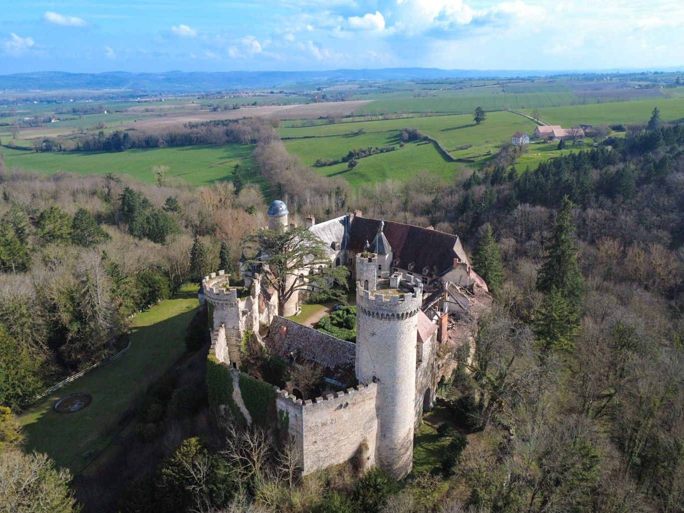 Fotos Castillo de ensueño en Francia, Auvernia-Ródano-Alpes