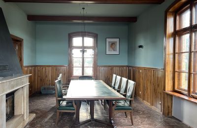 Villa histórica en venta Chmielniki, Voivodato de Cuyavia y Pomerania:  Sala de estar