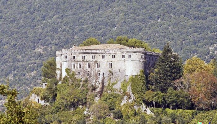 Castillo en venta Abruzos,  Italia