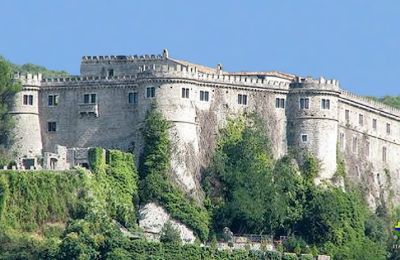 Castillo en venta Abruzos:  Vista exterior