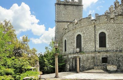 Castillo en venta Umbría:  