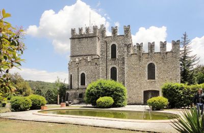 Castillo en venta Umbría:  