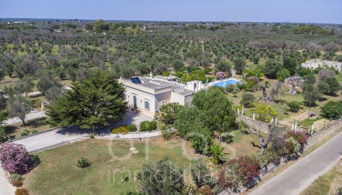 Villa histórica en venta Oria, Apulia,  Italia