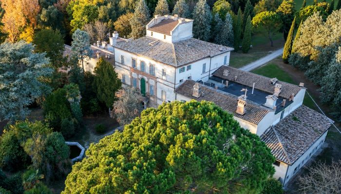 Palacio en Marsciano, Umbría, del siglo XVIII