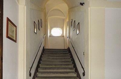 Villa histórica en venta 06063 Magione, Umbría:  Escalera