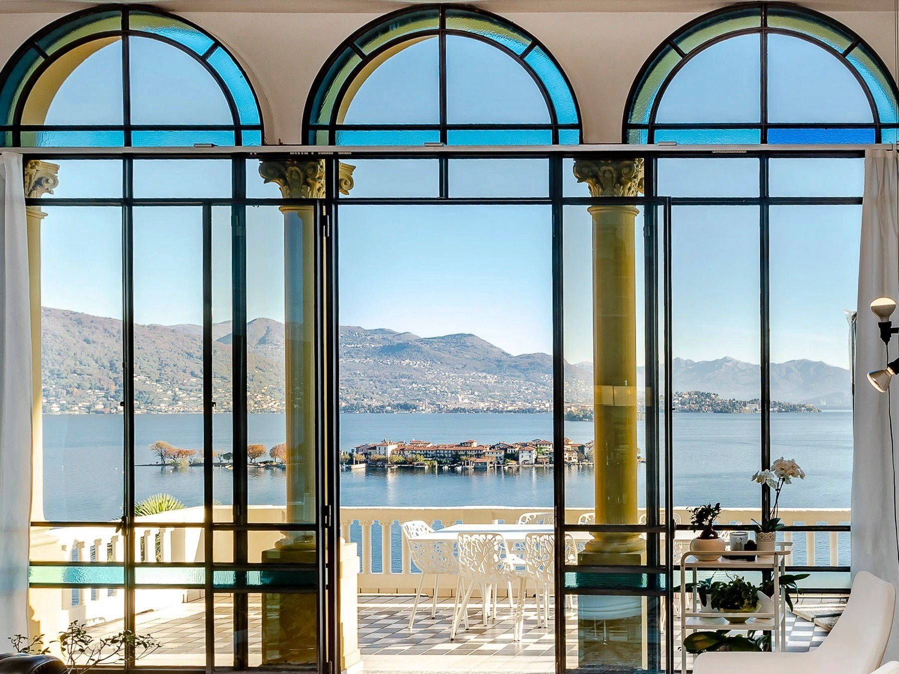 Fotos Lujoso apartamento en Villa Barberis en Baveno