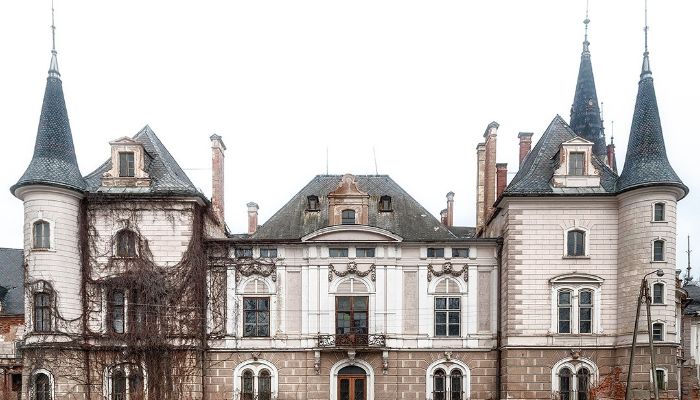 Palacio de Bożków en Baja Silesia