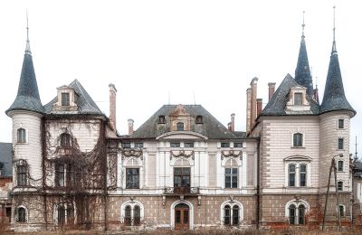 Palacio en venta Bożków, Palac Wilelma von Magnis 1, Voivodato de Baja Silesia, Vista lateral