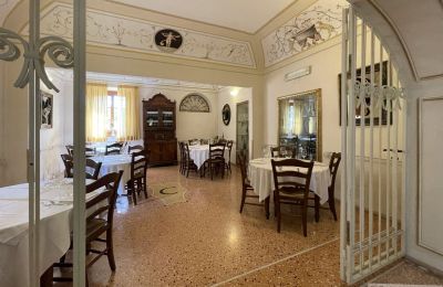 Villa histórica en venta Lavaiano, Toscana:  