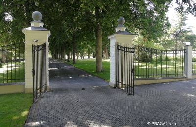 Palacio en venta Hlavní město Praha, Acceso