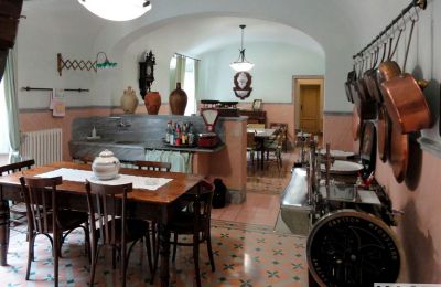 Villa histórica en venta Lari, Toscana:  Cocina