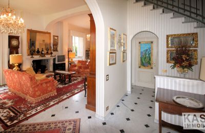 Villa histórica en venta Lucca, Toscana:  Hall de entrada