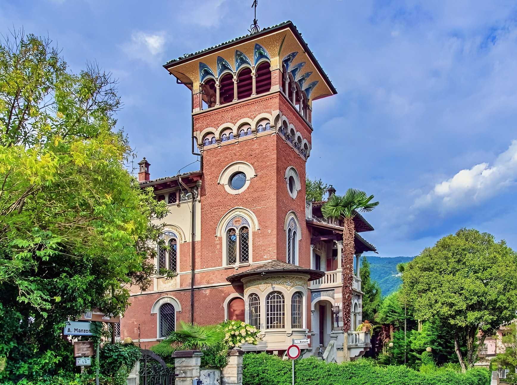 Fotos Villa neorrománica de prestigio con jardín privado en Stresa