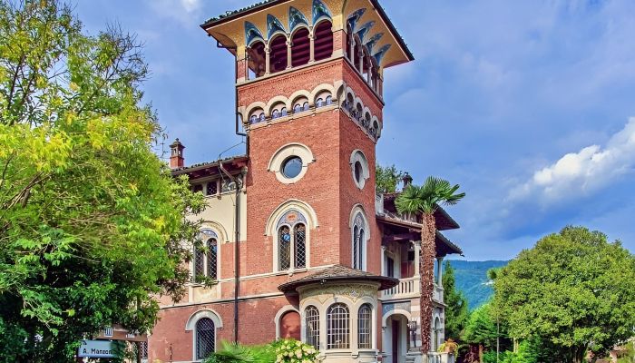 Villa histórica en venta 28838 Stresa, Piamonte,  Italia