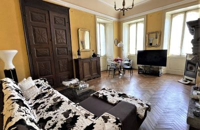 Villa histórica en venta Verbano-Cusio-Ossola, Intra, Piamonte:  Sala de estar