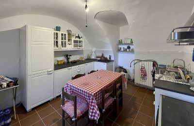 Villa histórica en venta 28824 Oggebbio, Piamonte:  Cocina