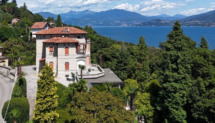 Villa histórica en venta 28823 Ghiffa, Piamonte,  Italia