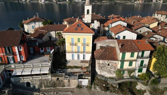 Villa histórica en venta 28838 Stresa, Piamonte,  Italia
