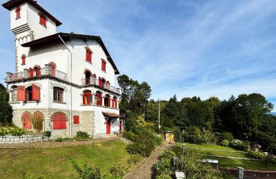Villa histórica en venta 28894 Boleto, Piamonte:  Jardín