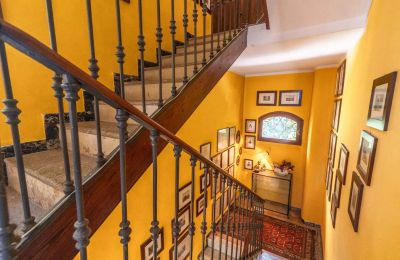 Villa histórica en venta Verbano-Cusio-Ossola, Pallanza, Piamonte:  Escalera