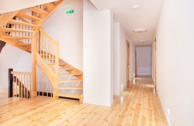 Casa señorial en venta Sędzisław, Dwór w Sędzisławiu, Voivodato de Baja Silesia, Planta superior