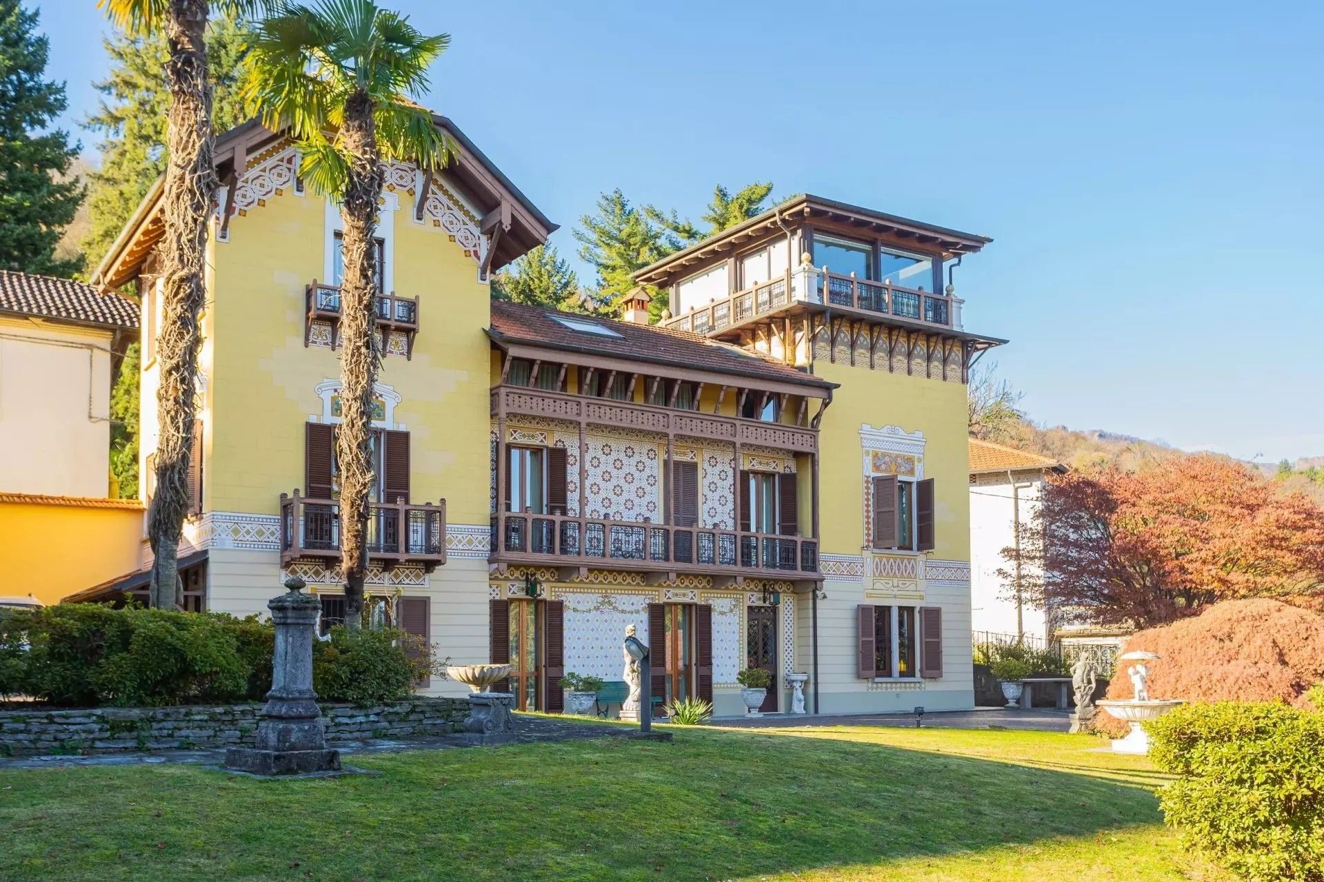 Fotos Villa de estilo Art Nouveau con vistas al lago en Stresa Carciano