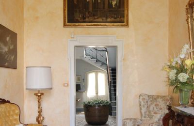 Villa histórica en venta Merate, Lombardía:  Hall de entrada
