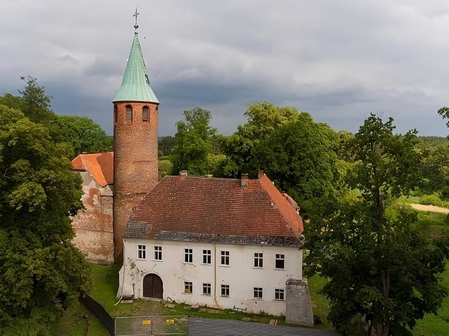Fotos Castle for sale in Poland: Karłowice