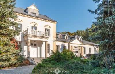 Inmuebles con carácter, Casa señorial en Żychlin, al oeste de Varsovia