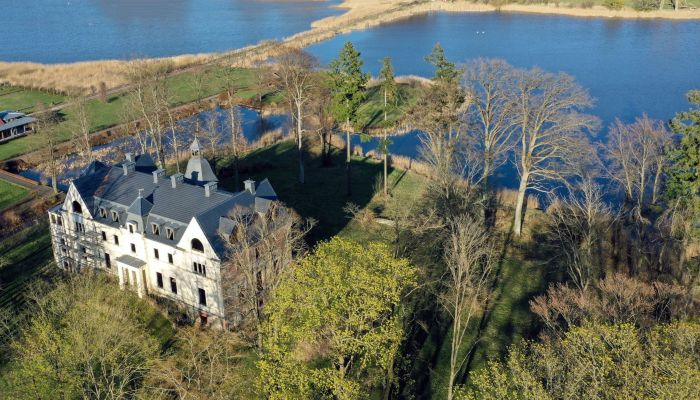 Casa señorial en venta Dobrzany, Voivodato de Pomerania Occidental,  Polonia