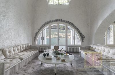 Propiedad histórica en venta Brienno, Lombardía:  Sala de estar