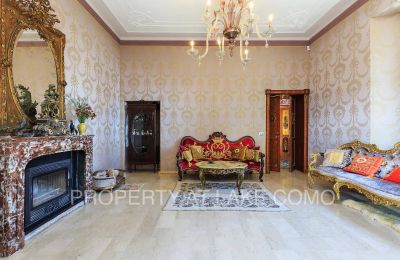 Villa histórica en venta Dizzasco, Lombardía:  Sala de estar