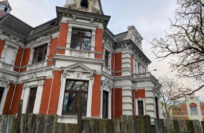 Palacio en venta Tomaszów Mazowiecki, Barlickiego 32, Voivodato de Łódź:  