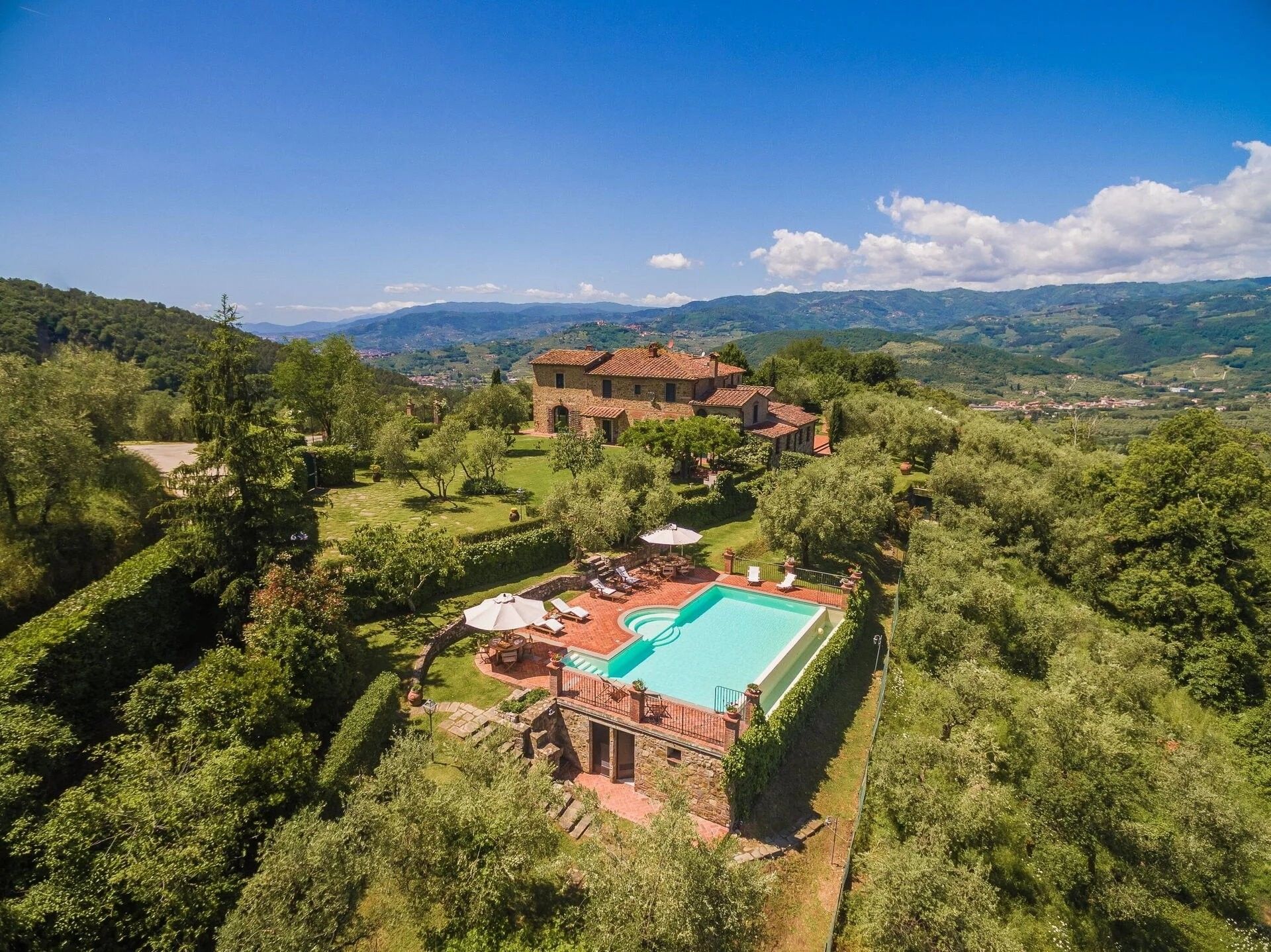 fotos  Finca toscana con dos villas en Monsummano Terme